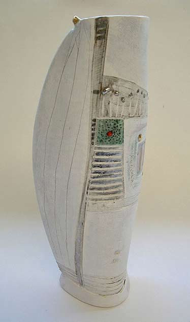 tall-vessel-2004-linda-styles-ceramics with geometric motif