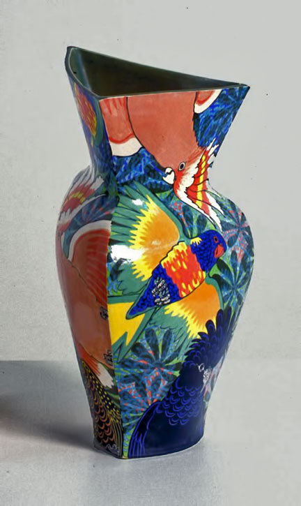 Conference-of-the-Birds vase by Barbara Swarbrick
