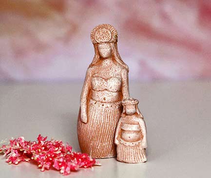 hawaiian figurines mother and child - ,Lindy Lawler