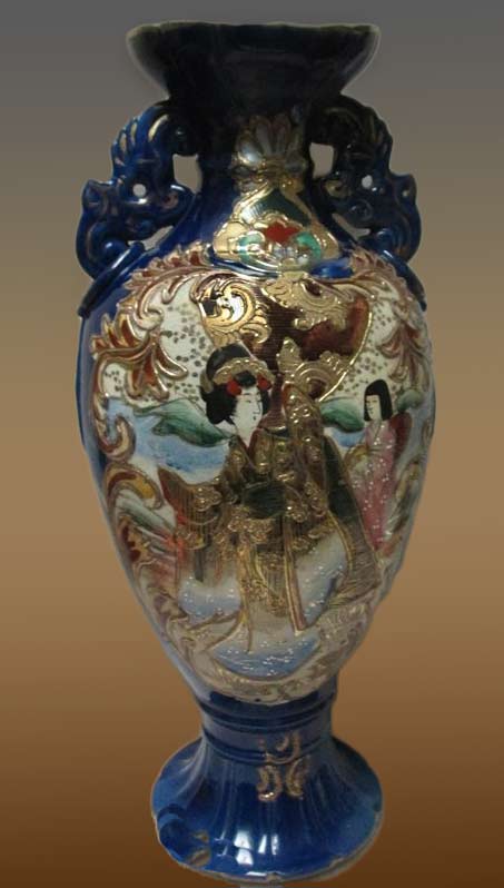 SATSUMA-vase-KYOTO-WARE-hand-painted-meiji-1900-GEISHA-BIJIN-blue-SIGNED-15.75