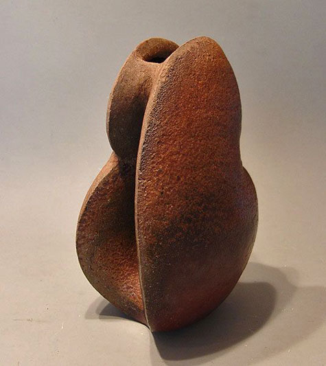 Contemporary-Bizen-Sculptural-Vase-by-Kawabata-Fumio-mjc