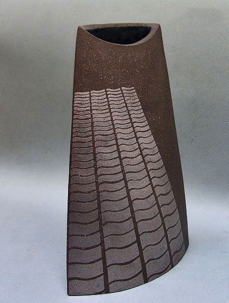 Brown Contemporary-Vase with geometrical motif-by-Hiraga-Taeko-A-mjc