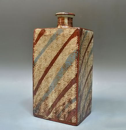 Fine-Square-Mashiko-Bottle-Vase--Shimaoka-Tatsuzo--mjc