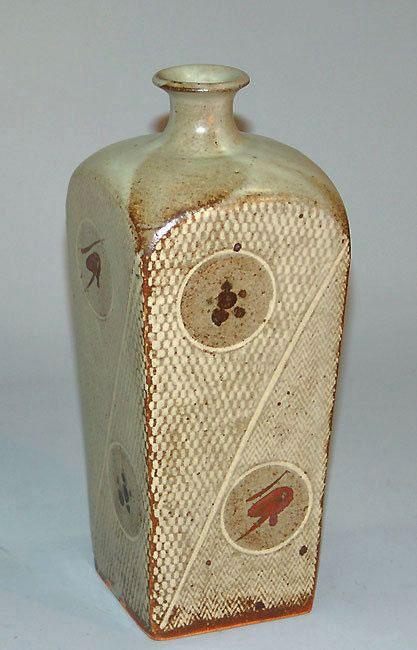 Large-Mashiko-vase-by-LNT-Shimaoka-Tatsuzo