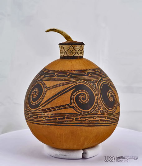 Lime-Pot---Trobriand-Islands Decorated-spherical-gourd,-160-mm-high