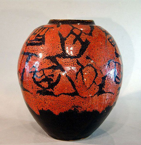 Pottery-Tsubo-by-Shimizu-Yasutaka--orange and black glaze mjc