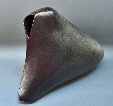 Takiguchi-Kazuo abstract ceramic sculpture