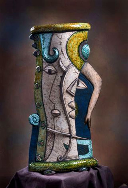 Charmaine-Haines--From-her-French-Experience-Collection-photo-Marie-Clair-DeBourg Abstract cubist vase