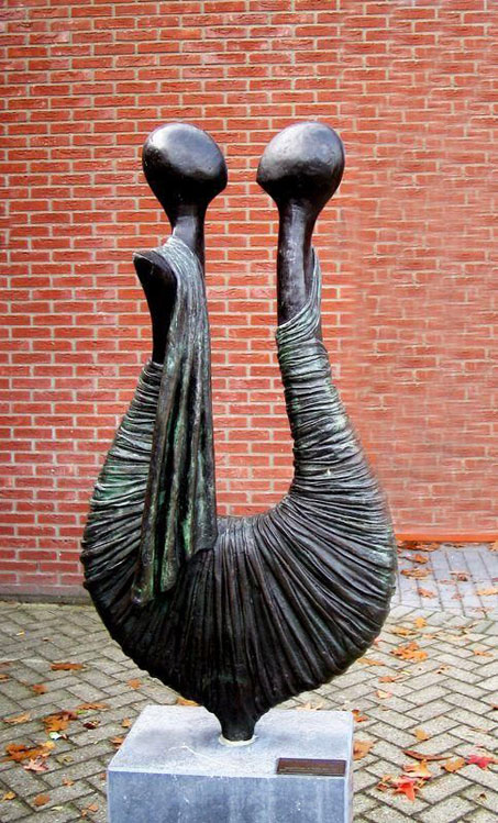 Liesbeth-Rutten-in-Vertrouwen Dutch public sculpture