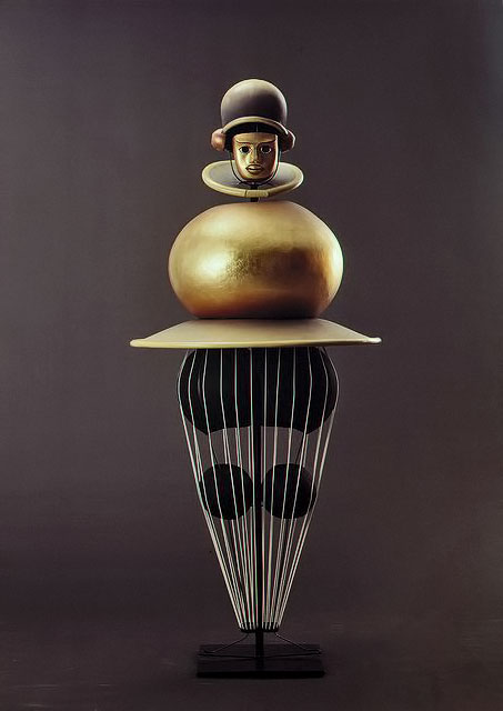 Oskar-Schlemmer,-Triadisches-Ballett-(Triadic-Ballet),-1922