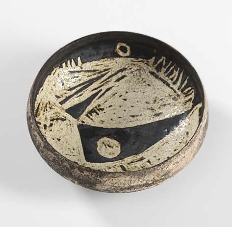 Hans-coper-mid-century-bowl with internal abstract motif
