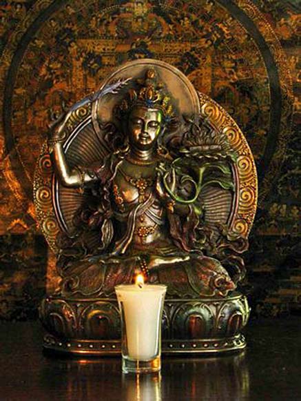 manjushri-bodhisattva-whose-flaming-sword-of-wisdom-cuts-through-all-ignorance