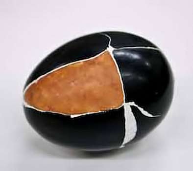 munemi-yorigami-ceramic-egg-scuulpture artland-gallery-jp