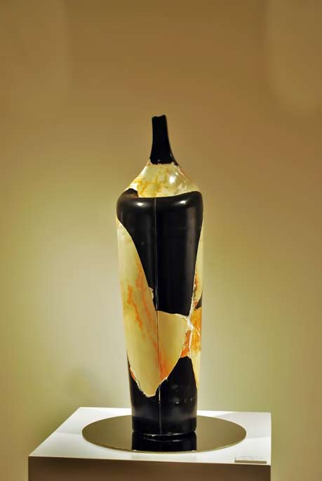 recreations-ceramic-bottle-munemi-yorigami