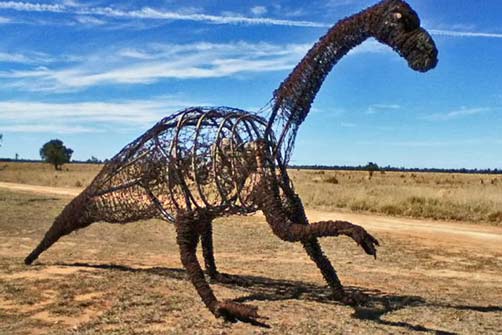 the-sculpture-has-been-nick-named-barb-and-has-been-been-built-by-barcaldine-based-artist-milynda-rogers