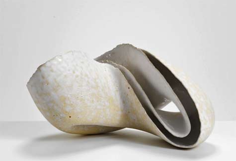 Zung-Lung-Tsai-Phototropism,-2014---International-Ceramics---Erskine-Hall---Coe