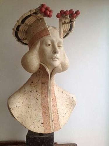 ceramic-rob-van-bergen female ceramic bust
