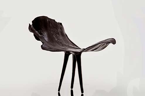 harvey-bouterse-hrvi-ceramics-aw2014 tri legged black ceramic sculpture