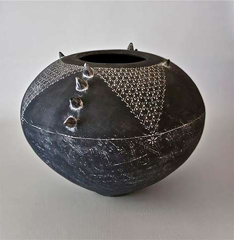 michelle-legg-ceramic-artist-ceramics-southern-africas-ultra-furn-regional-exhibition-2012