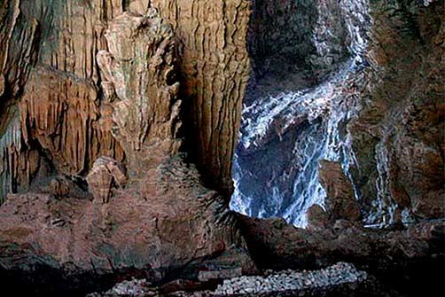 Chinese Shanglin-caves-Nanning