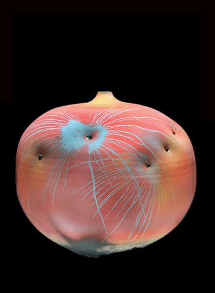  Steven Forbes-deSoule-squat-globe ceramic-vessel in salmon pink and sky blue