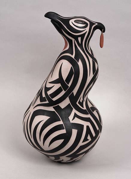 pottery-27-virgil-ortiz -- black and white ceramic sculpture