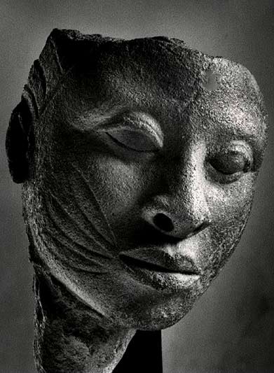 terra-cotta-head-nigeria