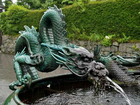 green dragon fountain, Japan