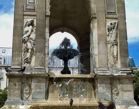 Fontaine-des-Innocents-Paris fountain
