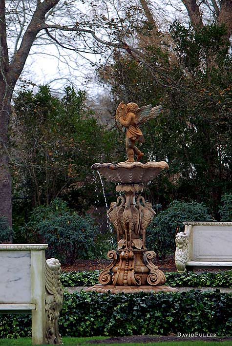 Fountain.-Newport-RI---David Fuller Photo