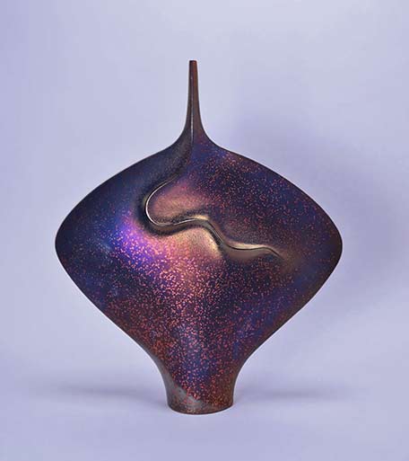 Joan-Carrillo contemporary ceramic vessel