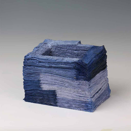 Blue-ceramic-sculpture by Jongjin-Park