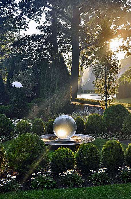 Stacy-Bass-photo of evening light in a garden