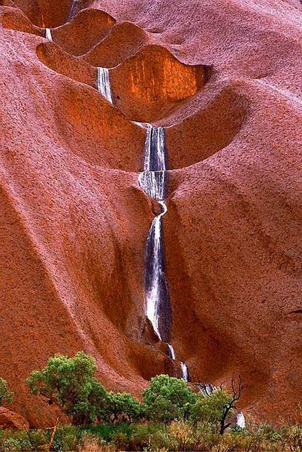 Red rock Uluru-Waterfalls,