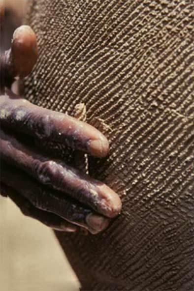 African-braided fibre decoration