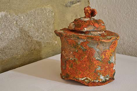 Caroline-Chevalier orange lidded jar