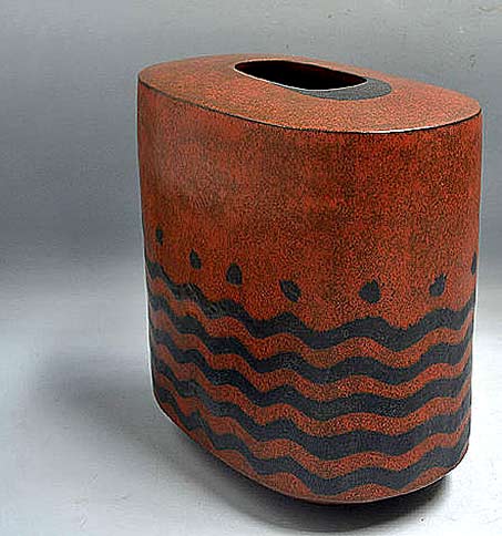 Morino-Taimei-rust-red glaze vase oval shape with flat sides