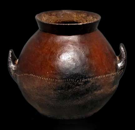 Nuna pottery vessel with twin handles