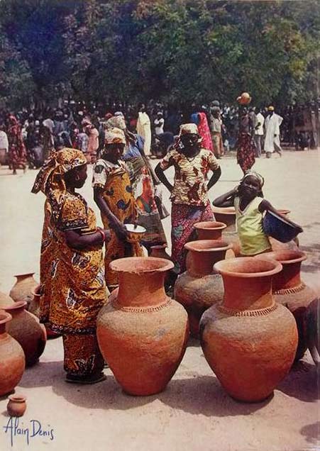 Cameroon storage pots terracotta