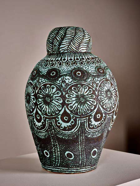 Alison-Milyka-Carroll aboriginal ceramic artist