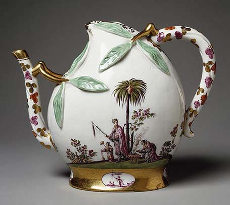German Meissen porcelain teapot