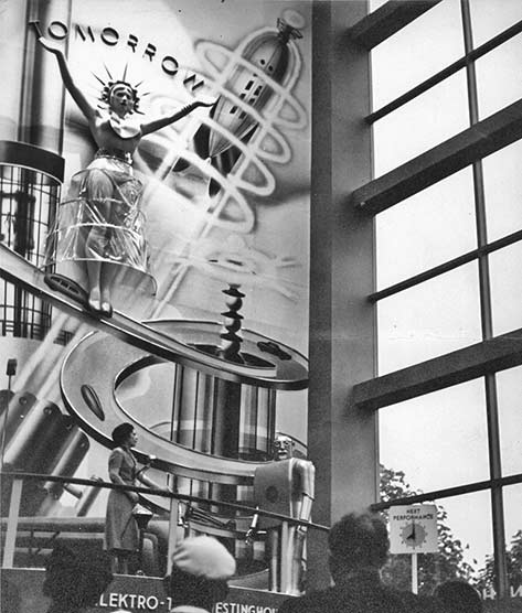 The-Westinghouse-Exhibit with Elektro the robot