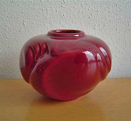Zenith by Willem Stuurman ox blood vase
