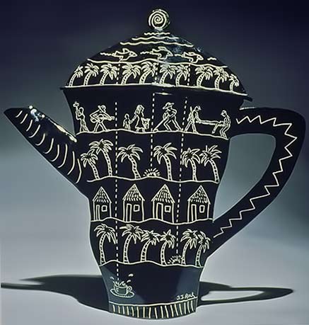 joellynrock_ceramic--(Nicaraguan-Coffee-Break) black and white teapot