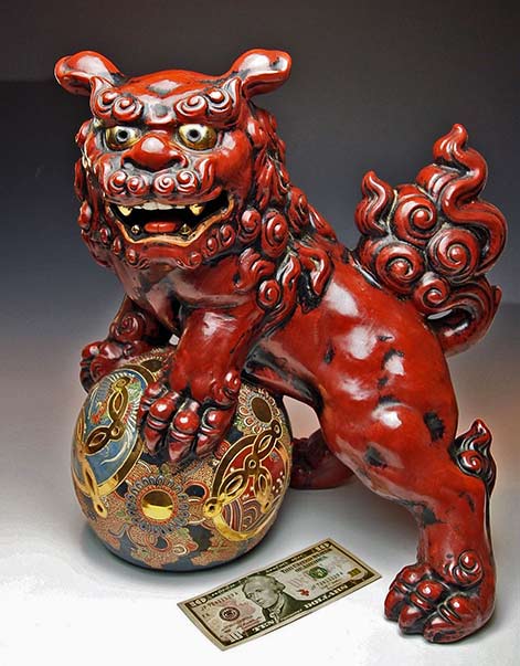 Red Shishi Foo statue Kutani Temple Dog