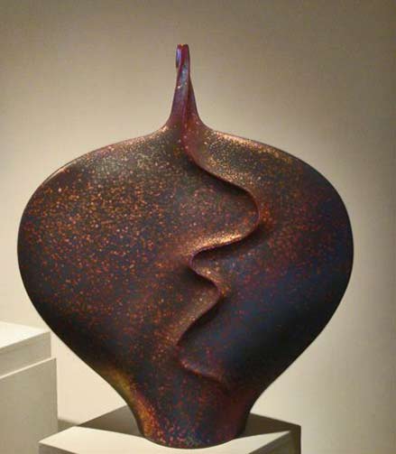 Joan-Carrillo stingray form vase