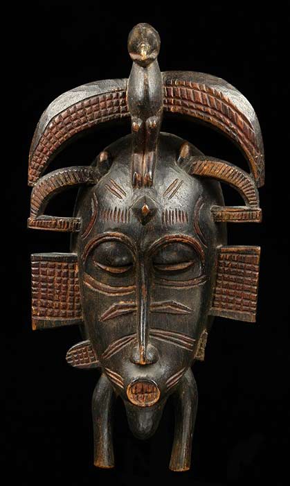 Maske 'kpelié' from the Senufo people