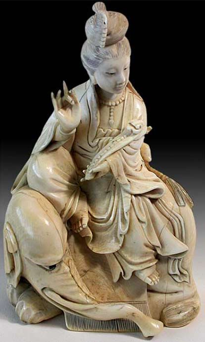 Shuni-mudra,-the-'seal-of-patience'.-Quanyin-seated-on-white-elephant.-Late-Qing