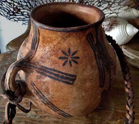 painted-terracotta-pot-from-Algeria-Kabyle