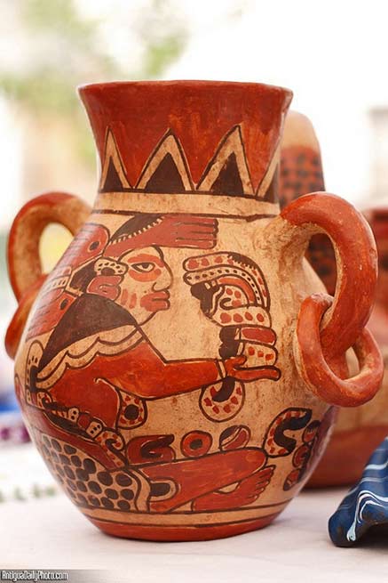 Mayan-ceramic-pot replicas-guatemala